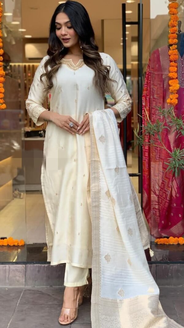 Ethereal White Kurta Set For Women